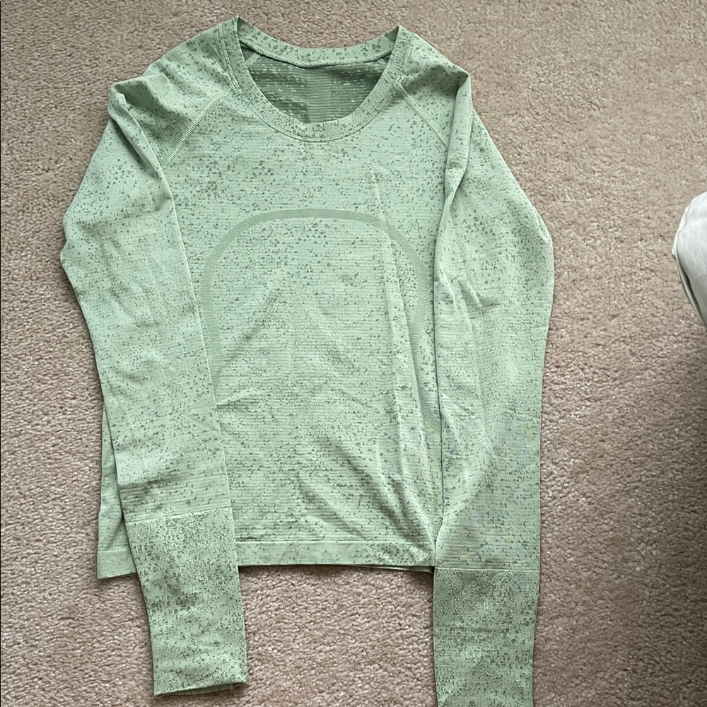 Lululemon Athletica Speckled Mint Long Sleeve Swiftly Tech running shirt